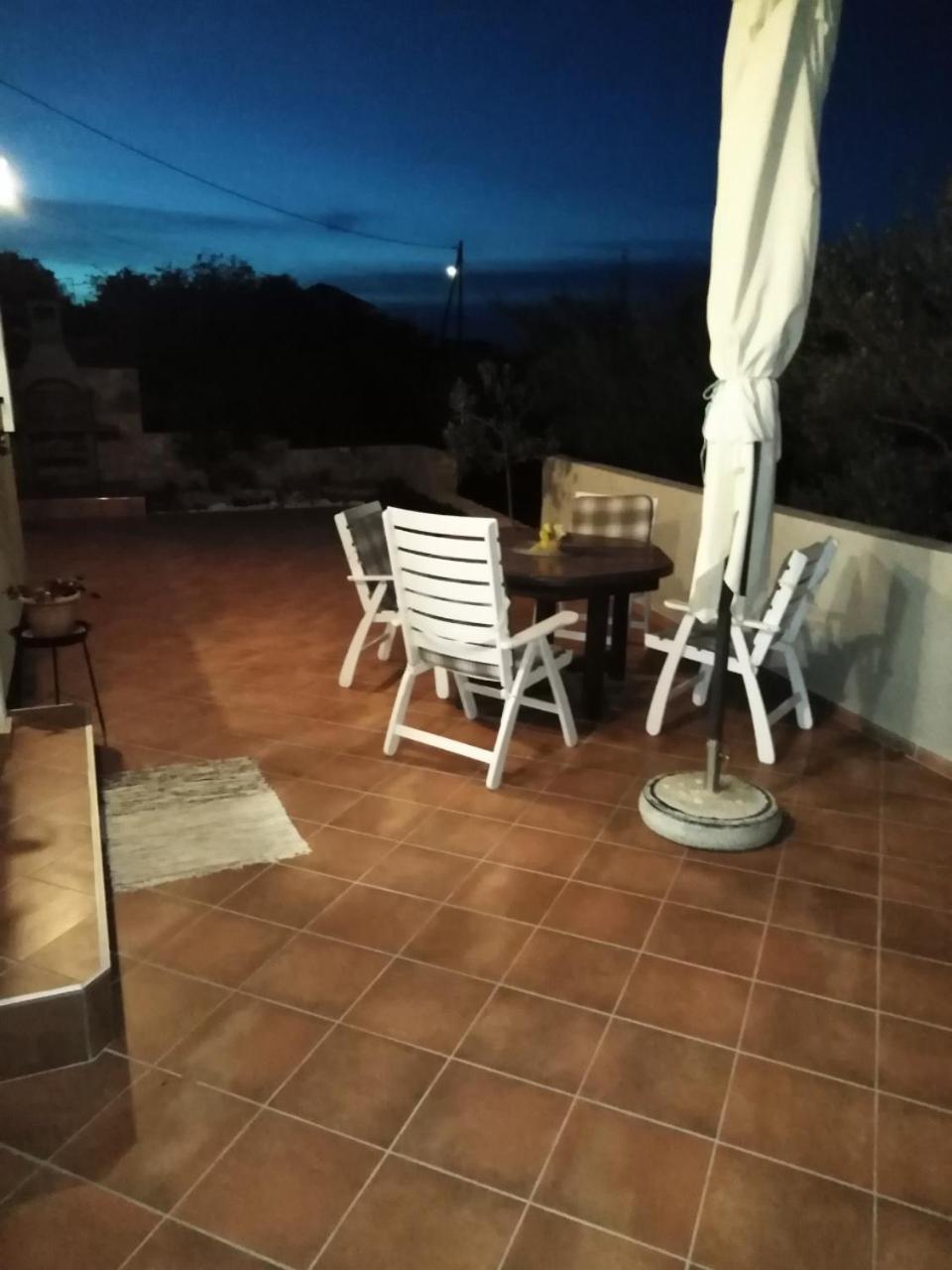 Long Island Olive Apartment Sali Dış mekan fotoğraf