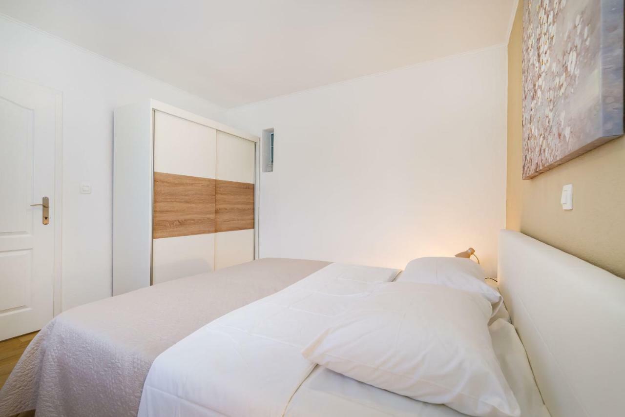 Long Island Olive Apartment Sali Dış mekan fotoğraf