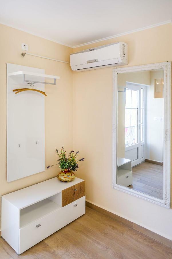 Long Island Olive Apartment Sali Dış mekan fotoğraf