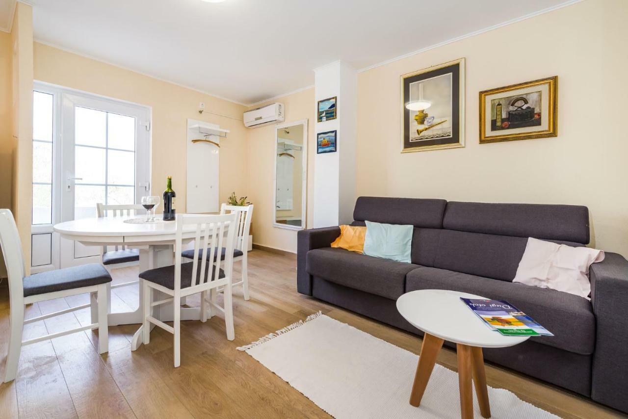 Long Island Olive Apartment Sali Dış mekan fotoğraf