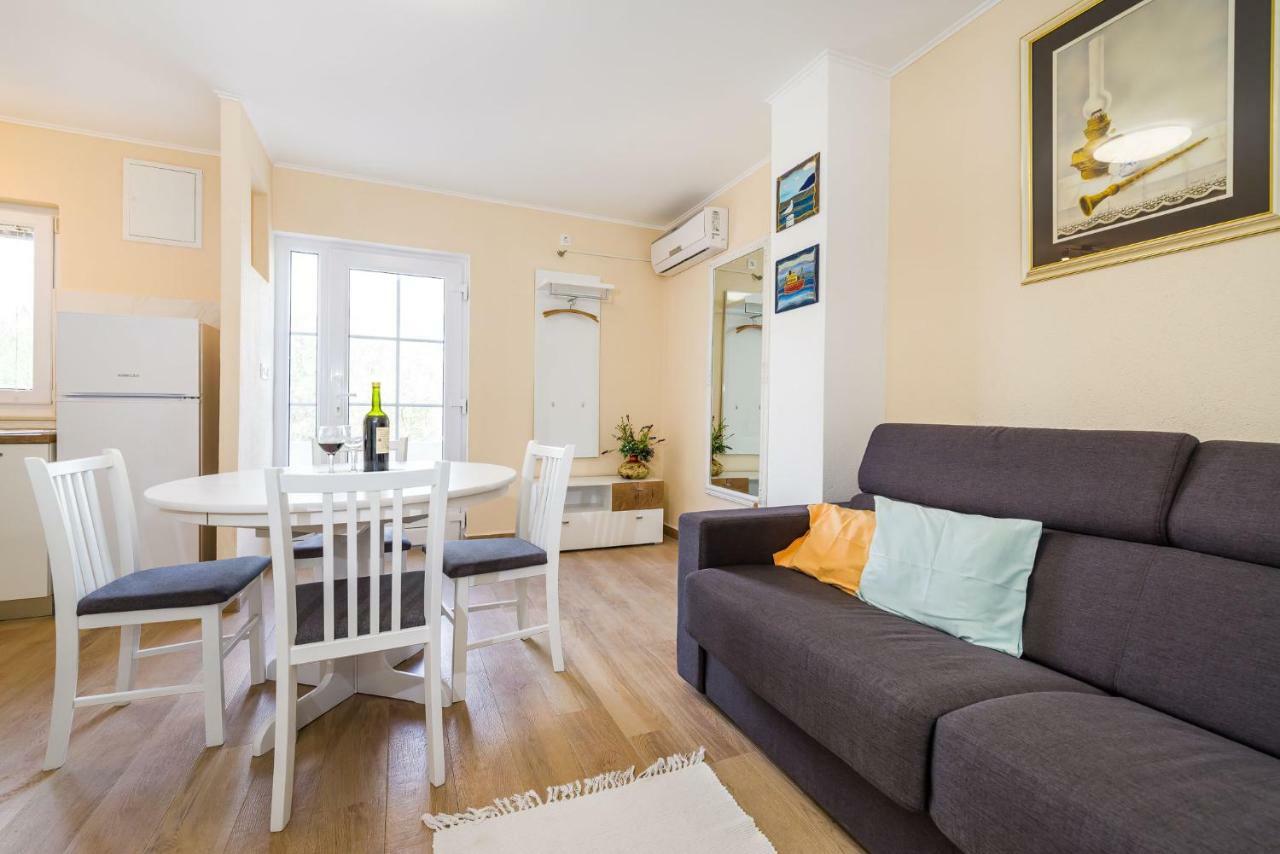 Long Island Olive Apartment Sali Dış mekan fotoğraf
